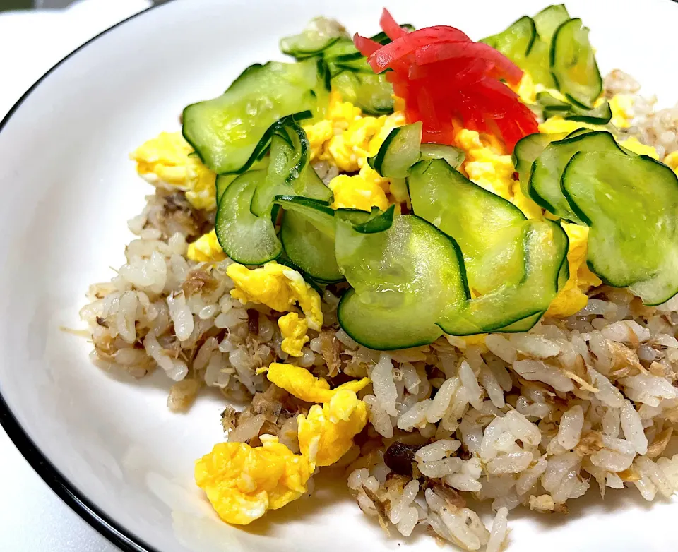 鯖缶で、鯖そぼろ寿司|Yoko Tatsunoさん