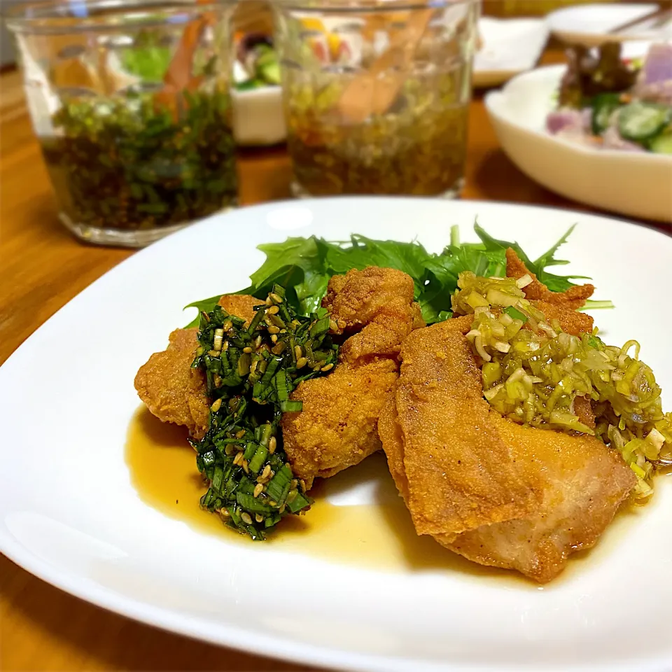 鶏もも肉の唐揚げ🐓ニラダレ＆油淋鶏タレ🐔|みかりんさん