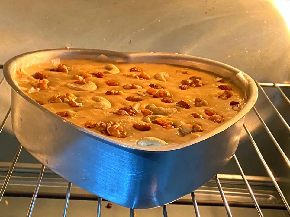 baking mango dry fruits cake|Deepa Tiwariさん