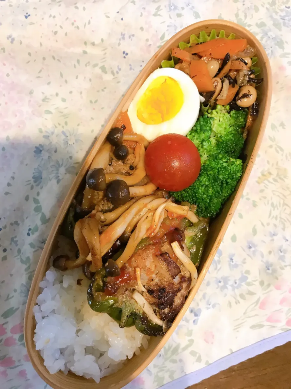 ピーマンの肉詰め弁当|ぎんなんさん