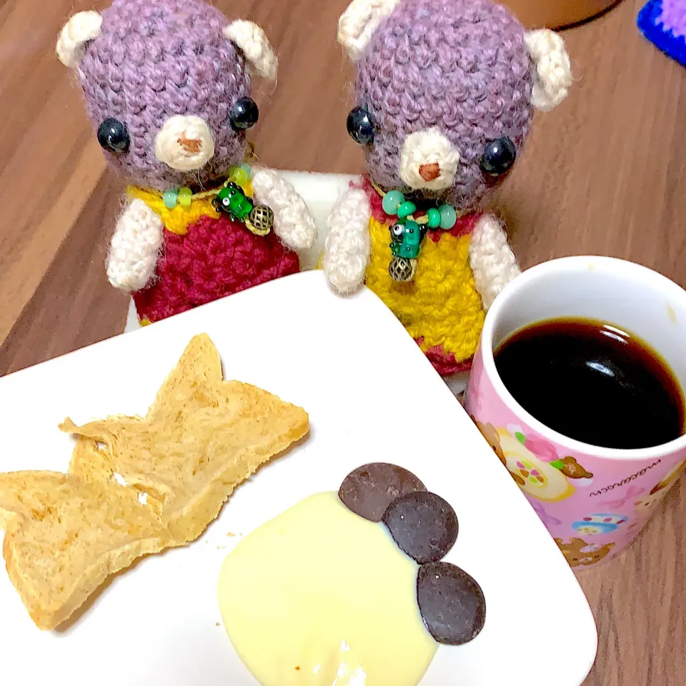 Snapdishの料理写真:毎度の西山珈琲とおやつの時間　ラスクにしてみた（╹◡╹）|chagashiさん