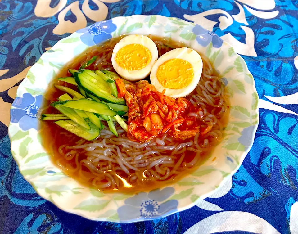 娘ちゃん作　白滝の冷麺🍜|Emiさん