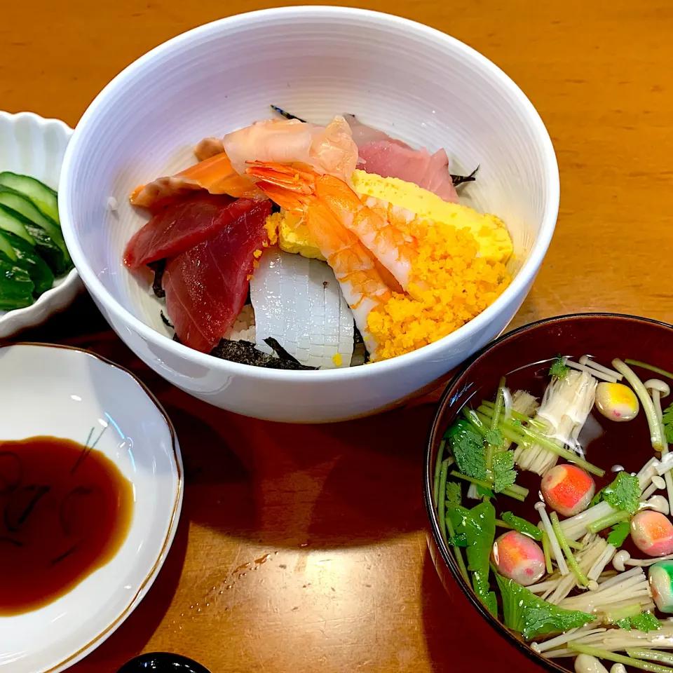 母の日だから簡単に出来る海鮮丼|あっちゃんさん