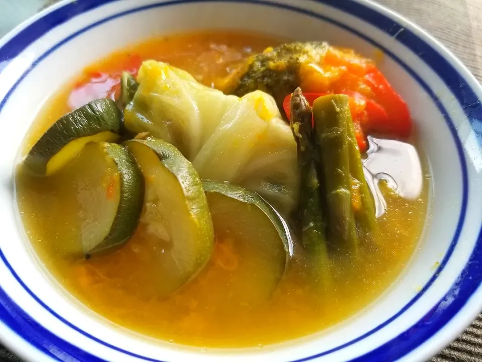 ロールキャベツと野菜煮込みました|しあるさん