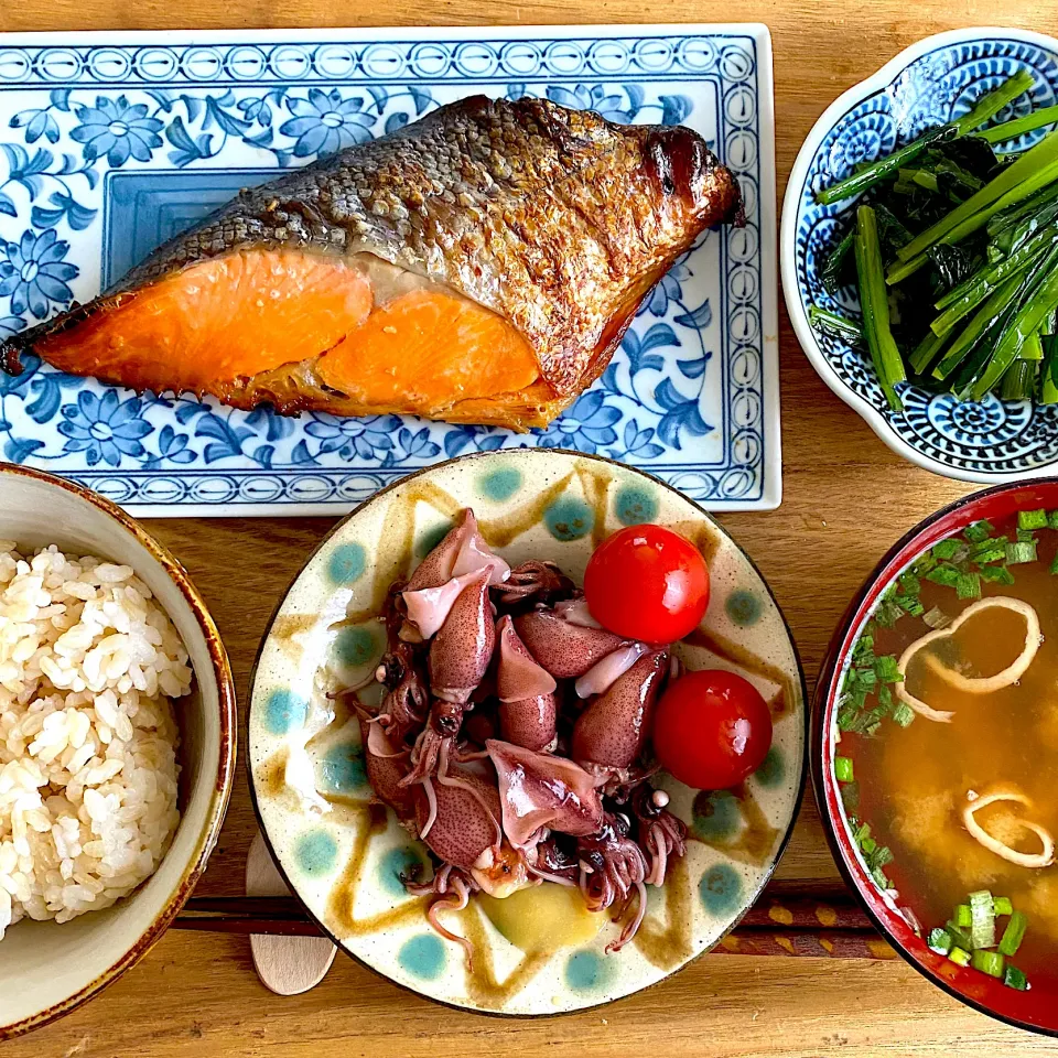 銀鮭粕漬けの朝定食|Hiromi Isonagaさん