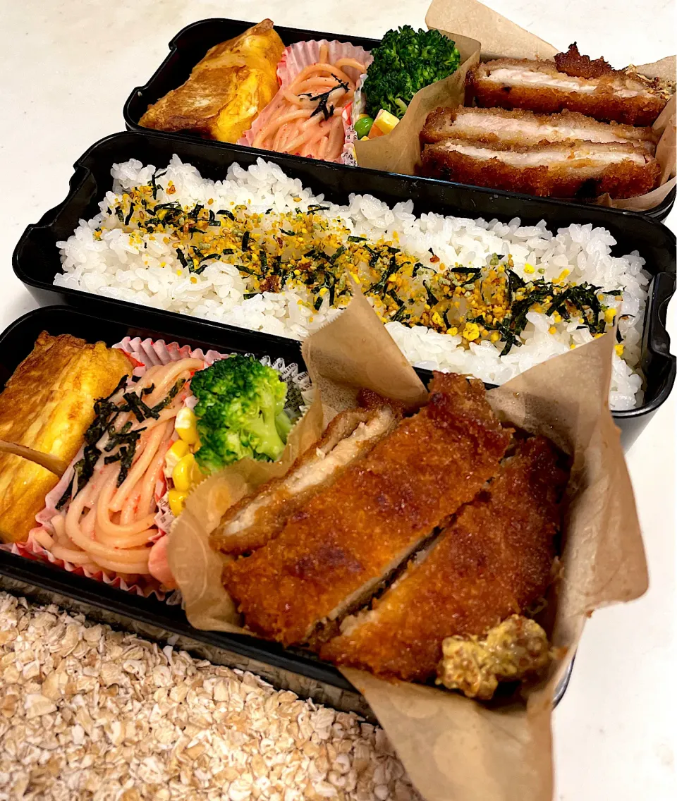 Snapdishの料理写真:高校生長男と旦那さん弁当🍱|だまさん