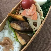 Snapdishの料理写真:ぶりの照り焼き弁当|ぎんなんさん