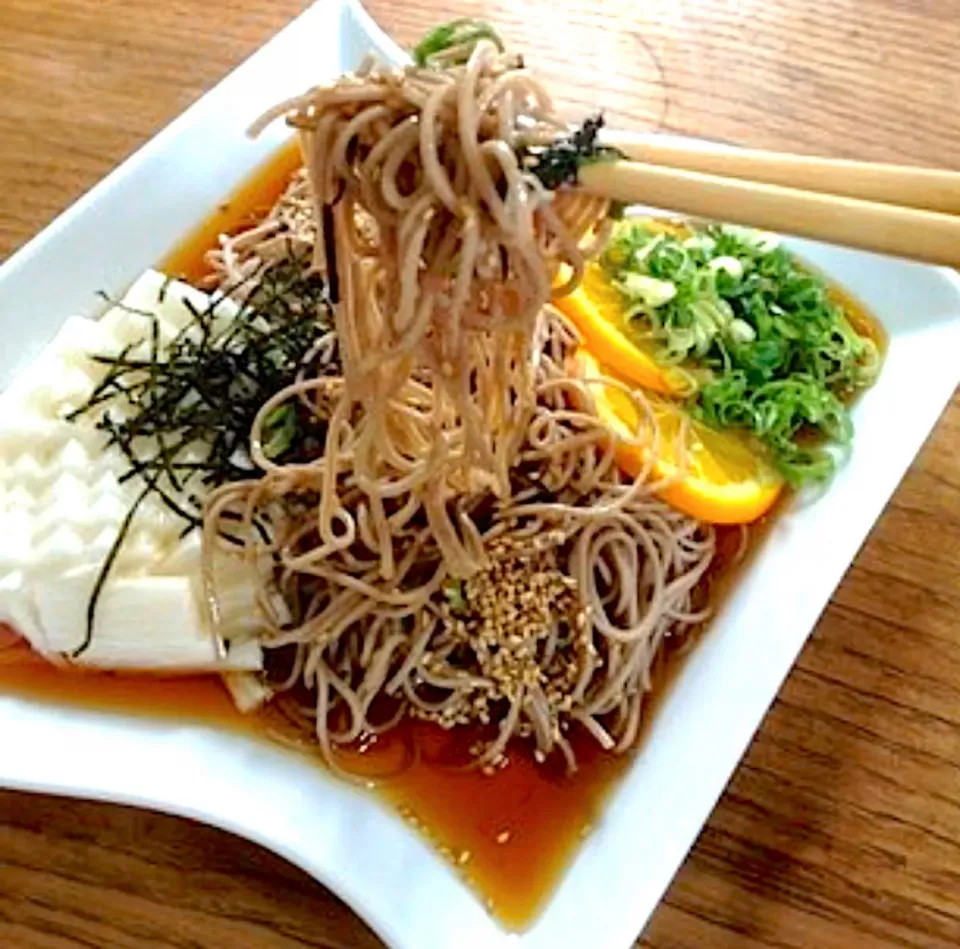 さっぱり蕎麦de昼ごはん・・|ばくあんしゃさん