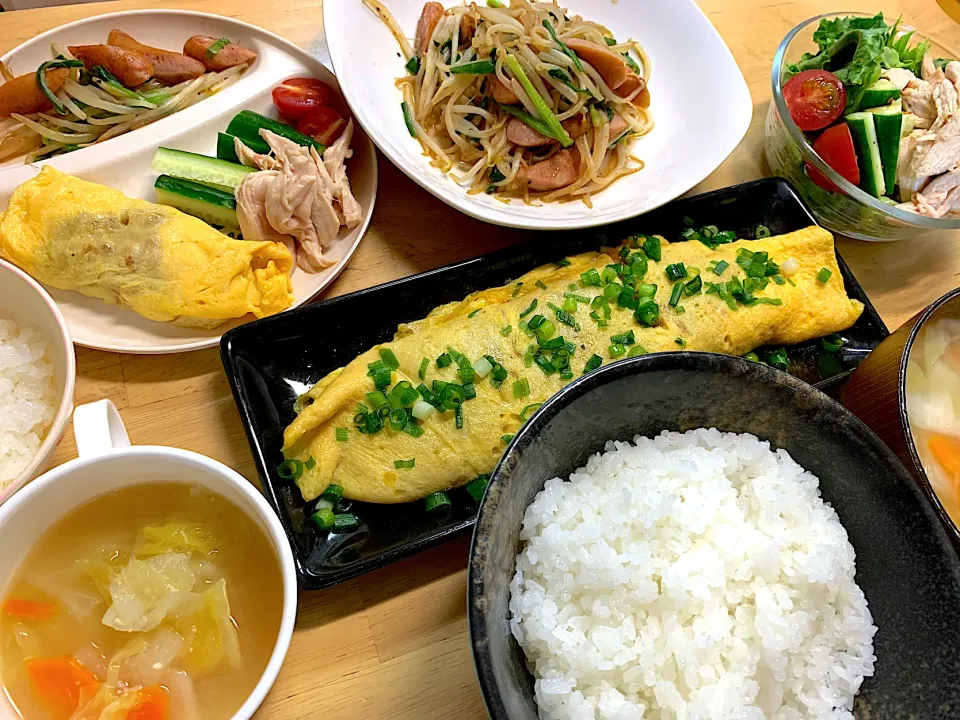 納豆オムレツ　しっとり鶏ハムサラダ|ゆさん