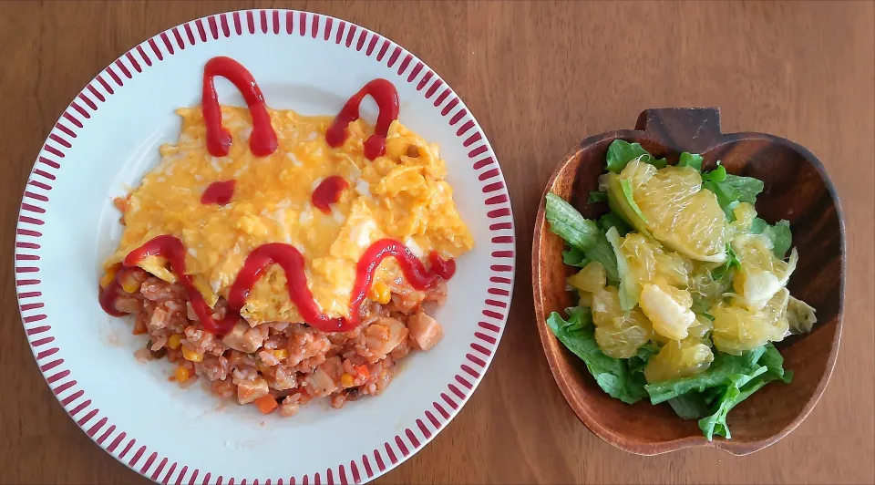 Snapdishの料理写真:４月１８日　オムライス　柑橘のマリネサラダ|いもこ。さん