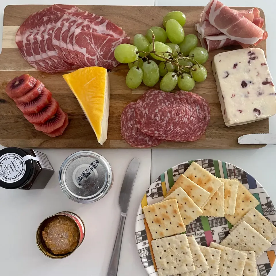 Cold cuts and cheese platter|Ong Sor Fernさん