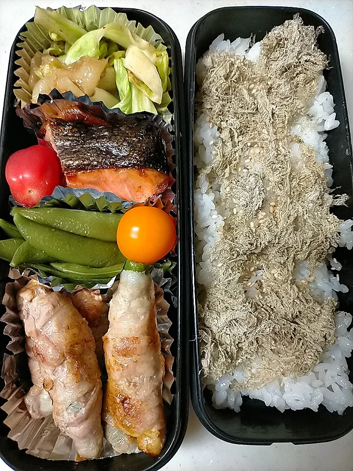 アスパラ肉巻き弁当
★キャベツ炒め
★焼き鮭|芽亜里さん