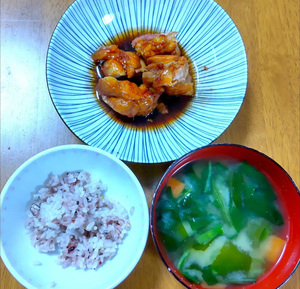 ４月２０日　鶏叉焼　ほうれん草とにんじんのお味噌汁|いもこ。さん