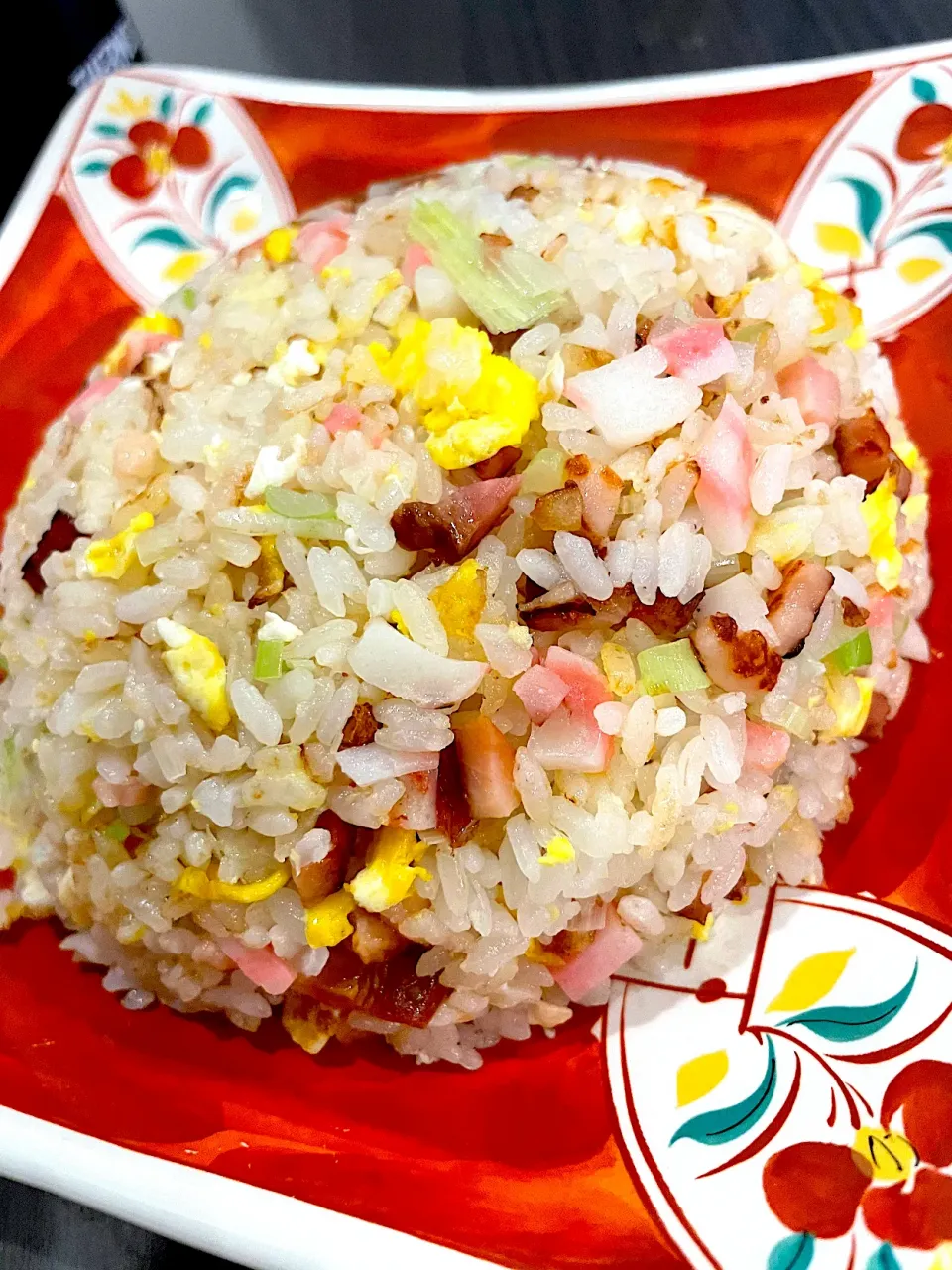 炒飯を作ってみたよ！今日は焼豚とナルト入り。|Tomyさん