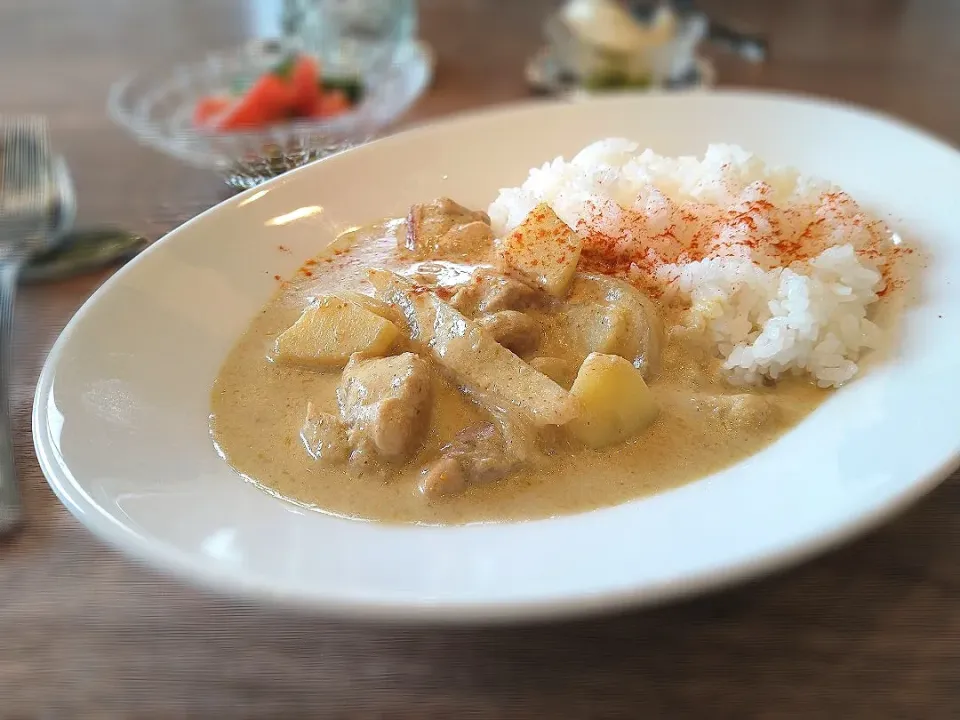 Snapdishの料理写真:イエローカレー|古尾谷りかこさん