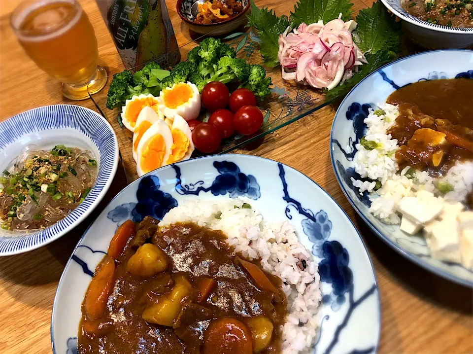 カレーライス　サラダ　紫玉ねぎ糀甘酒マリネ　心太|じゅんさんさん