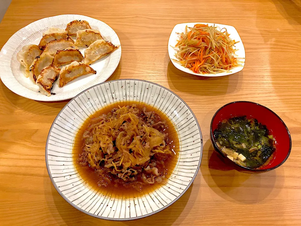 牛丼&餃子|フラガールさん