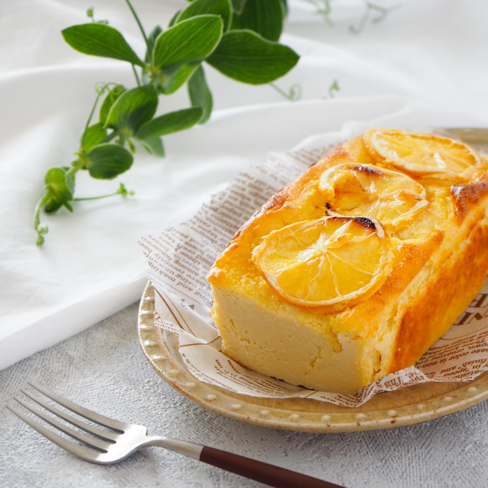 【糖質オフ、バター不要】レモンチーズパウンドケーキ