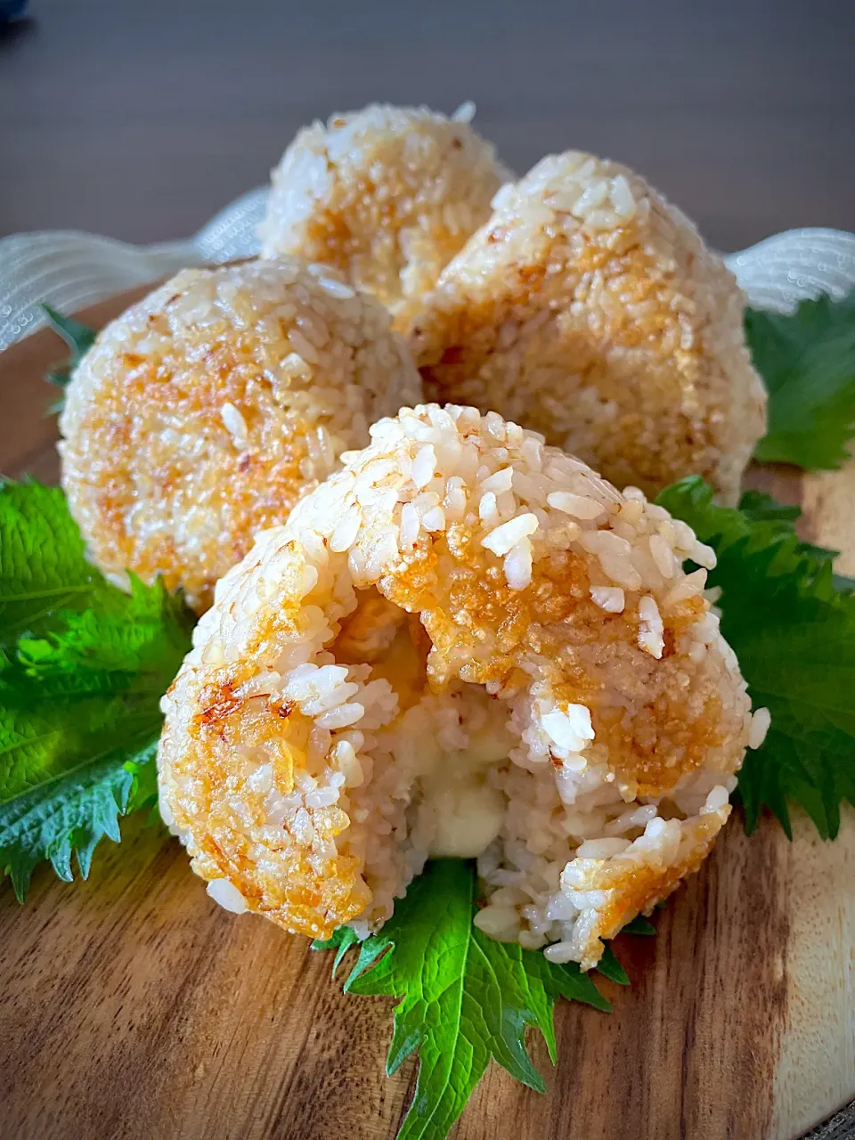 ル・ルスティックブリーチーズ入り焼きおにぎり🍙|いっちゃんさん