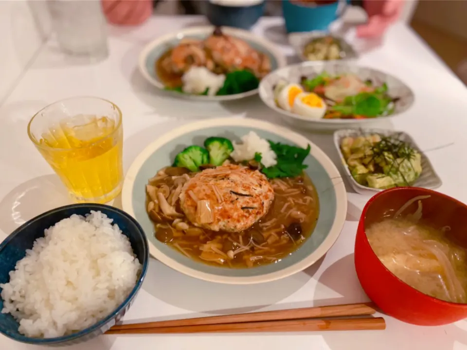 豆腐とひじきのハンバーグ|はる꒰(๑´•.̫ • `๑)꒱さん