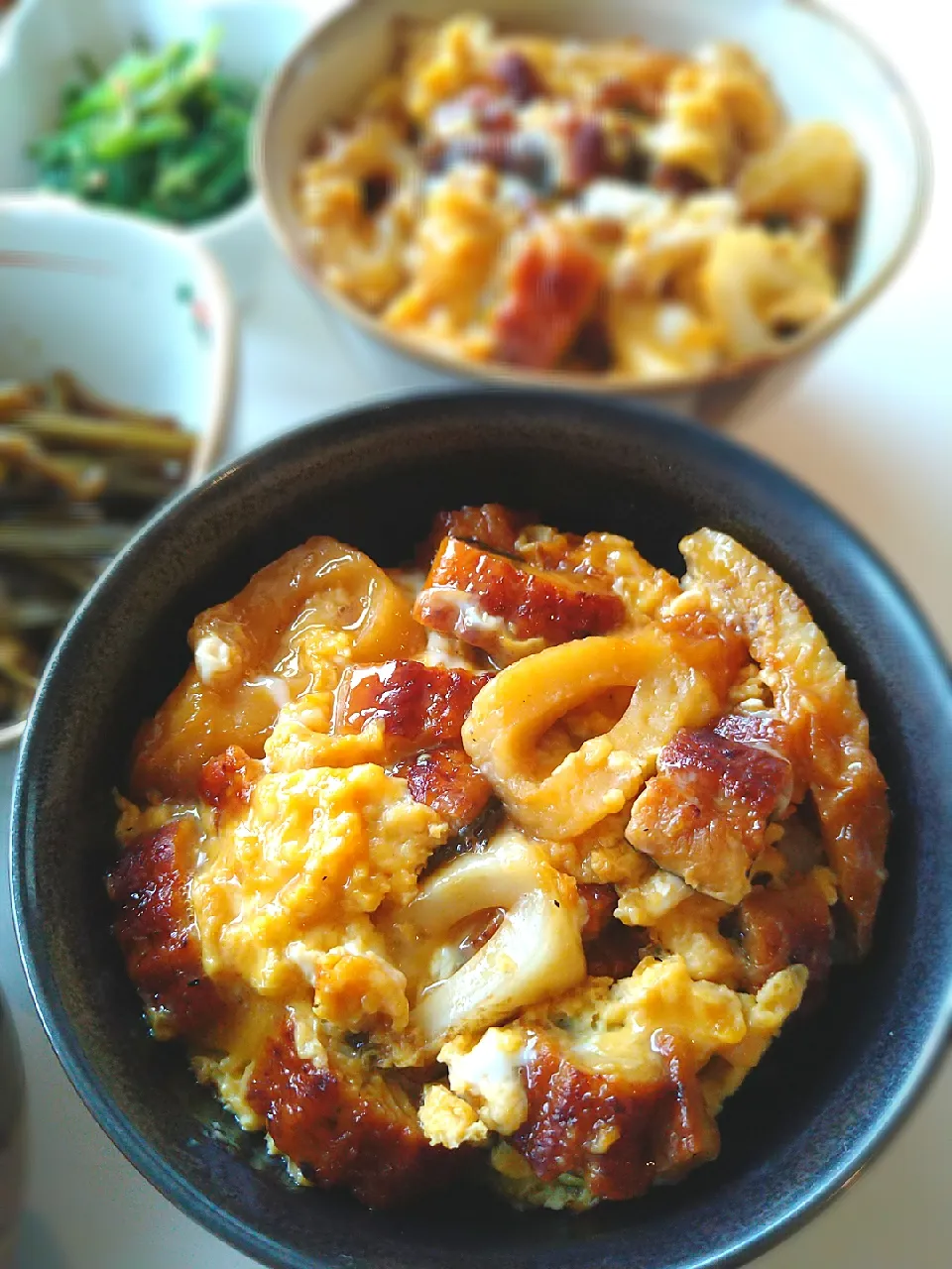 うなちく卵丼！|まめころさん