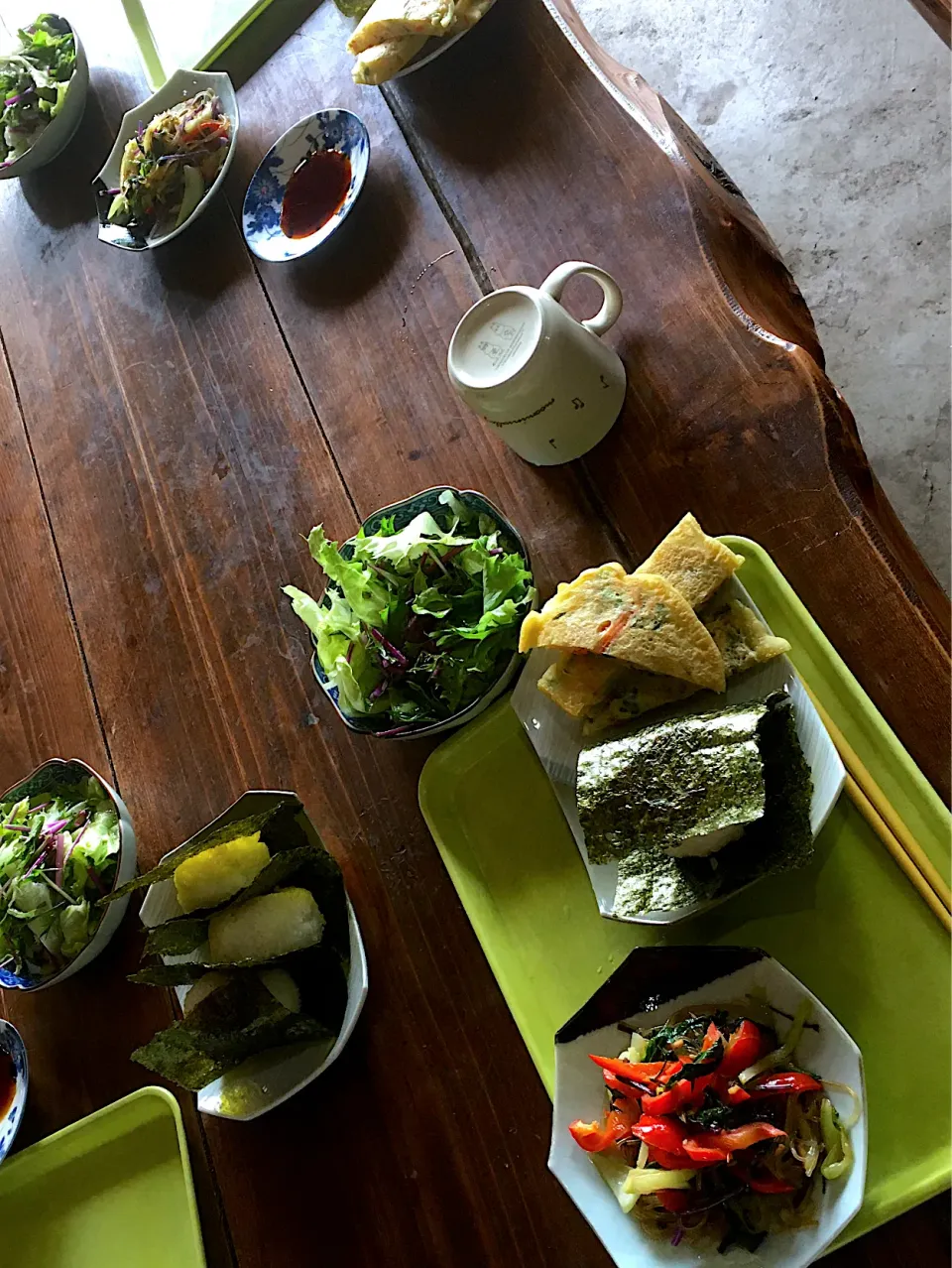 おむすび.チャプチェ.チヂミ.サラダ🥗210512農園たおのお昼ごはん|ミミちゃんママさん