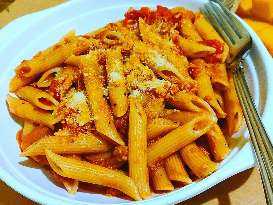 Pennette with Tuna and Tomatoes

#FoodIsLife #HomeCook #YumYum 🍝🥗|VirgoSpyさん