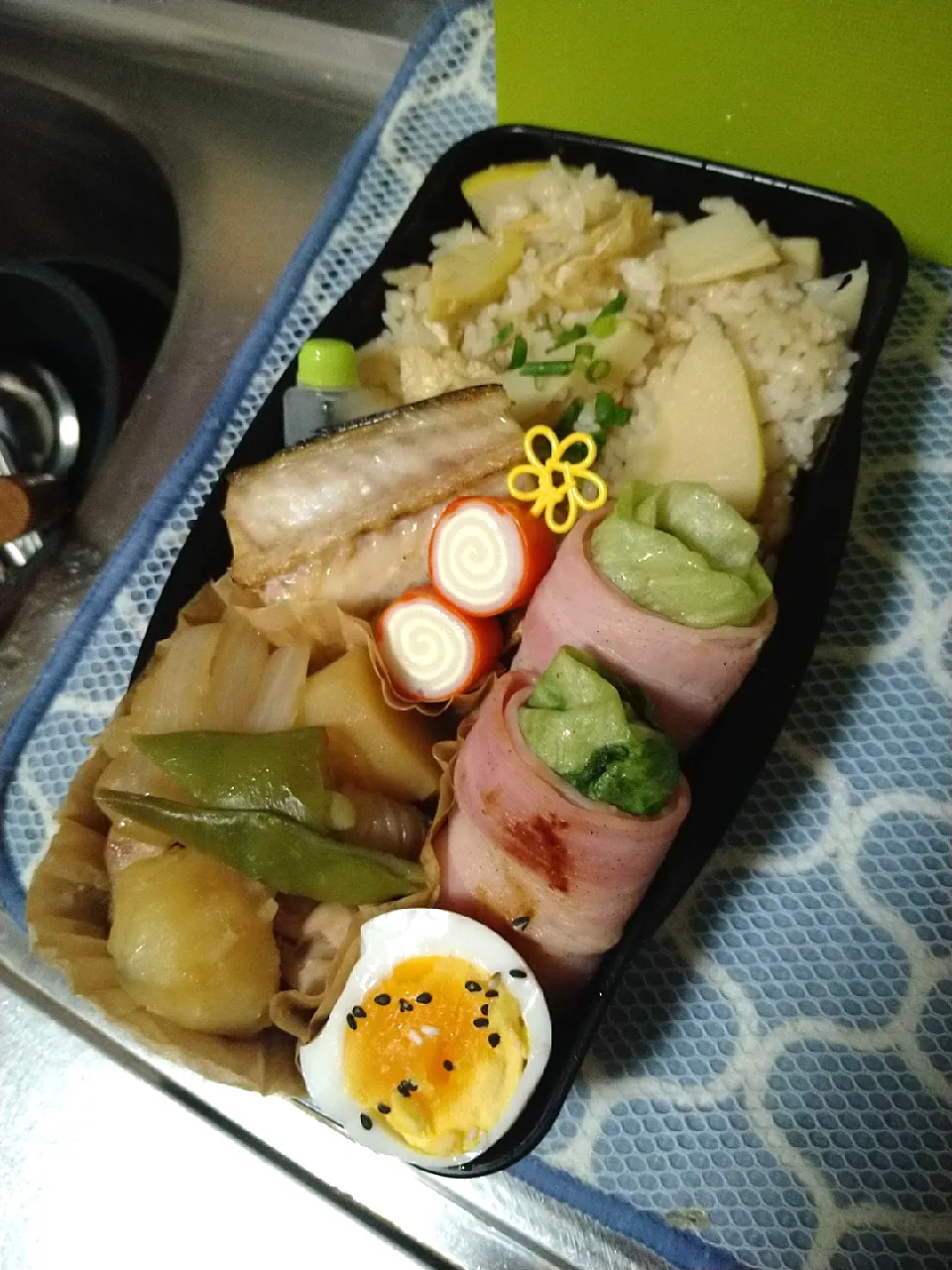 Snapdishの料理写真:たけのこご飯|ゆっこさん