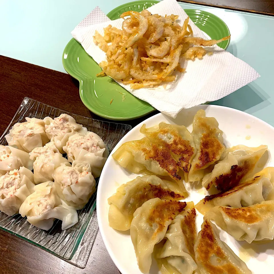 餃子　焼売　白エビ唐揚げ|あささん