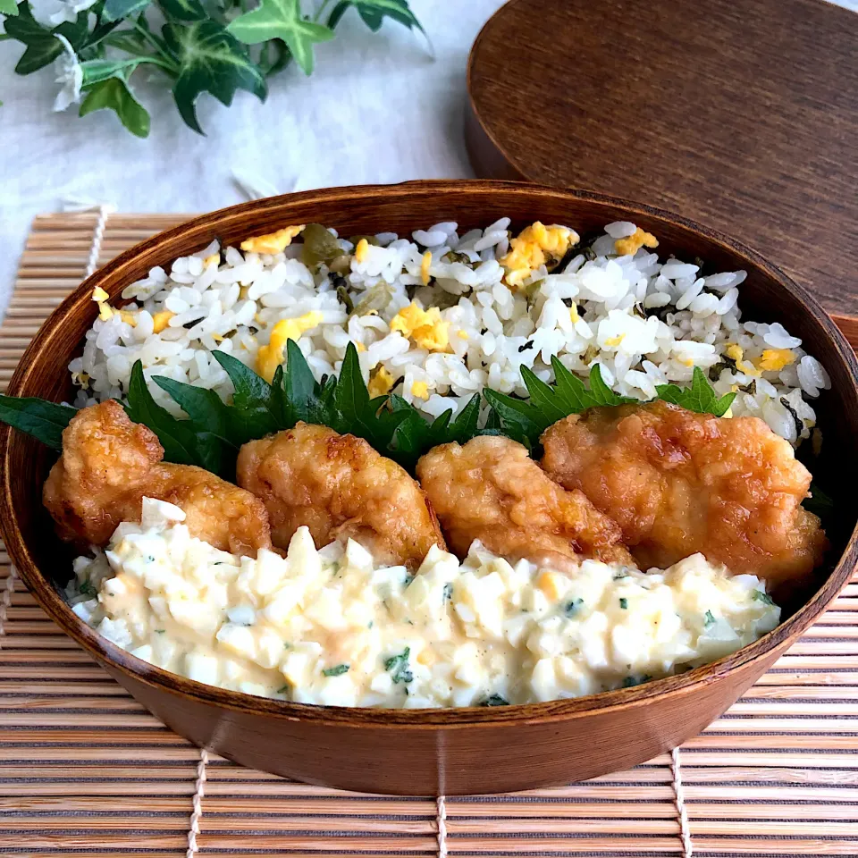 高菜炒飯とチキン南蛮弁当|あここさん