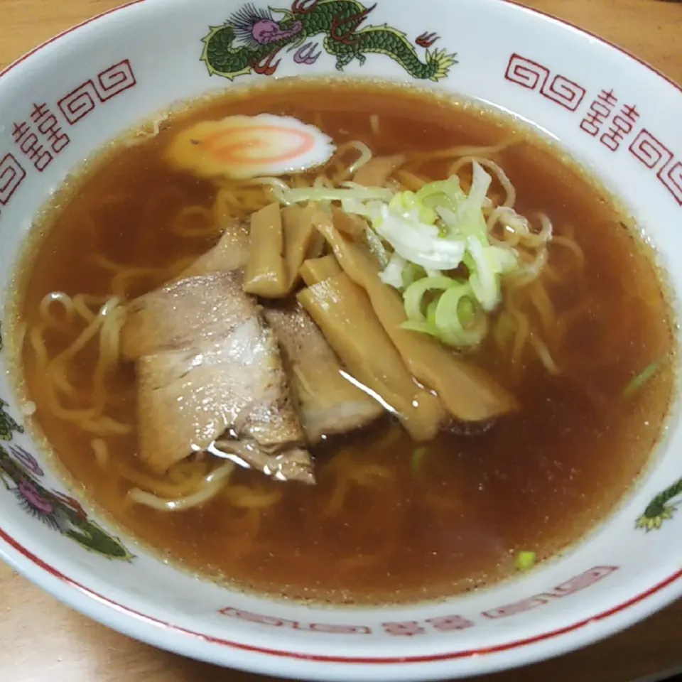 Snapdishの料理写真:醤油ラーメン|歌津八番クリニックさん