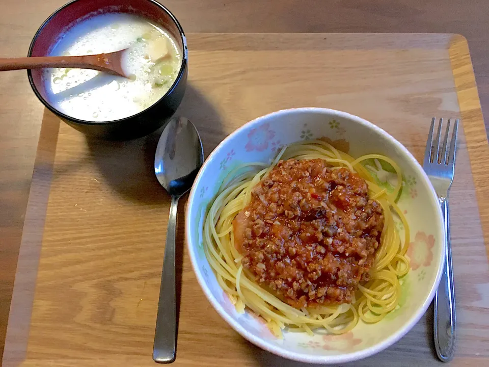 Snapdishの料理写真:大豆のお肉ミートソースパスタ|にゃふてんさん