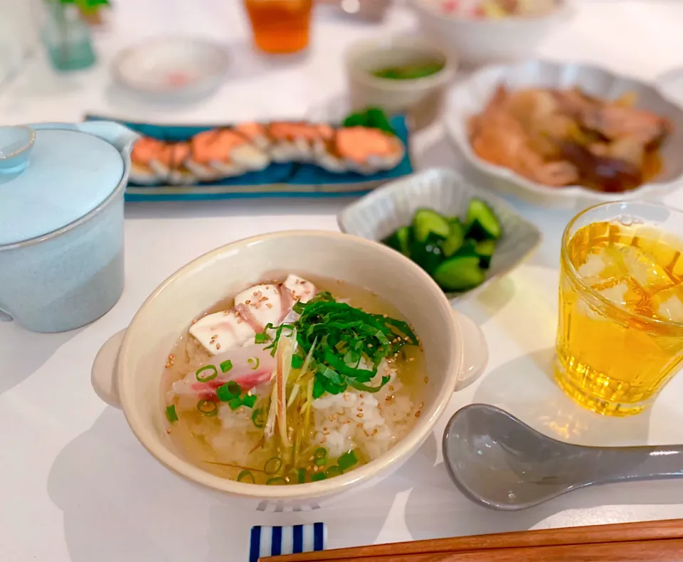 鯛の冷やし出汁茶漬け🫖|はる꒰(๑´•.̫ • `๑)꒱さん