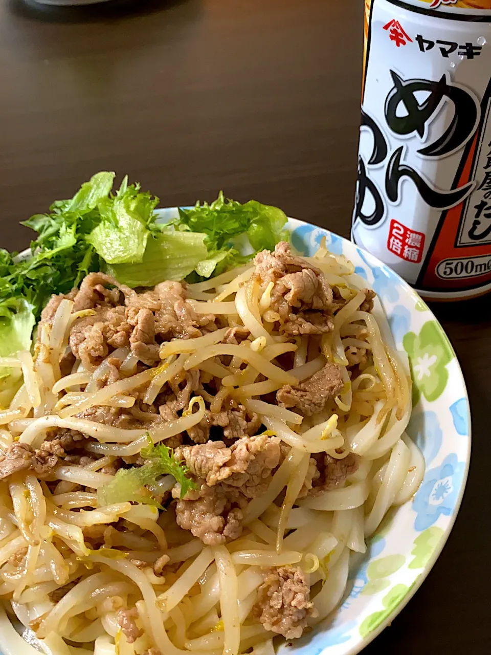 牛バラもやしと食べる冷やしうどん|ちぐけんさん