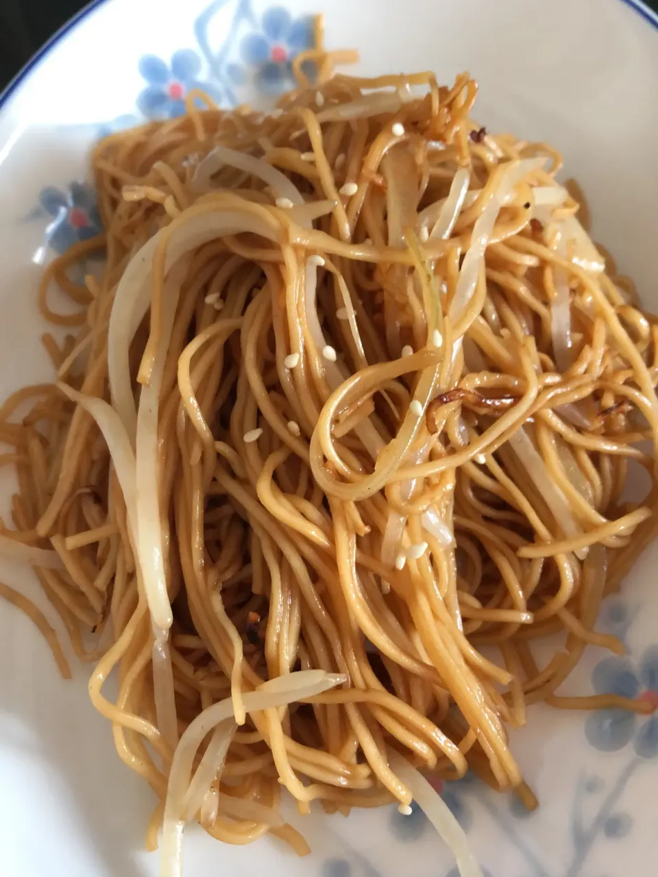 Soy sauce fried noodles|信生さん