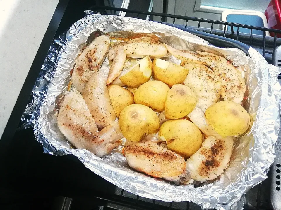 グリルパンでチキンとポテト焼いただけ|puniさん