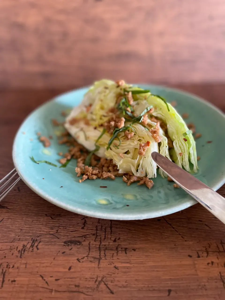 レタスのメロン切りに大豆のお肉サラダ|sonokoさん