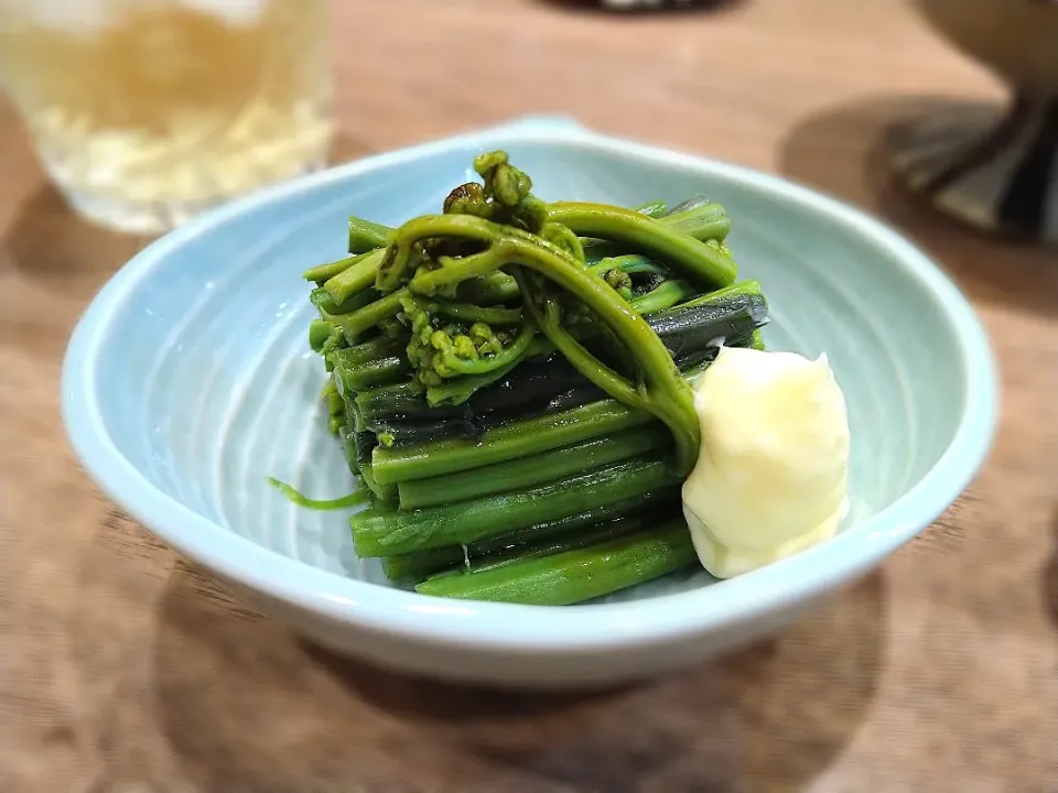 わらびのマヨ醤油|古尾谷りかこさん