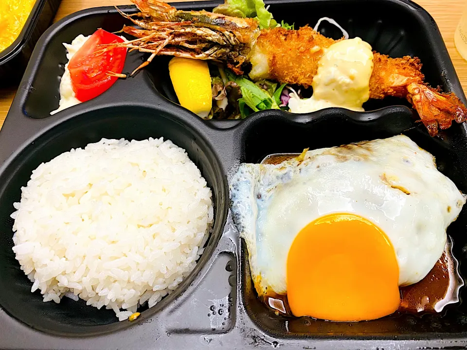 笄軒の海老フライハンバーグ弁当|Food is lifeさん