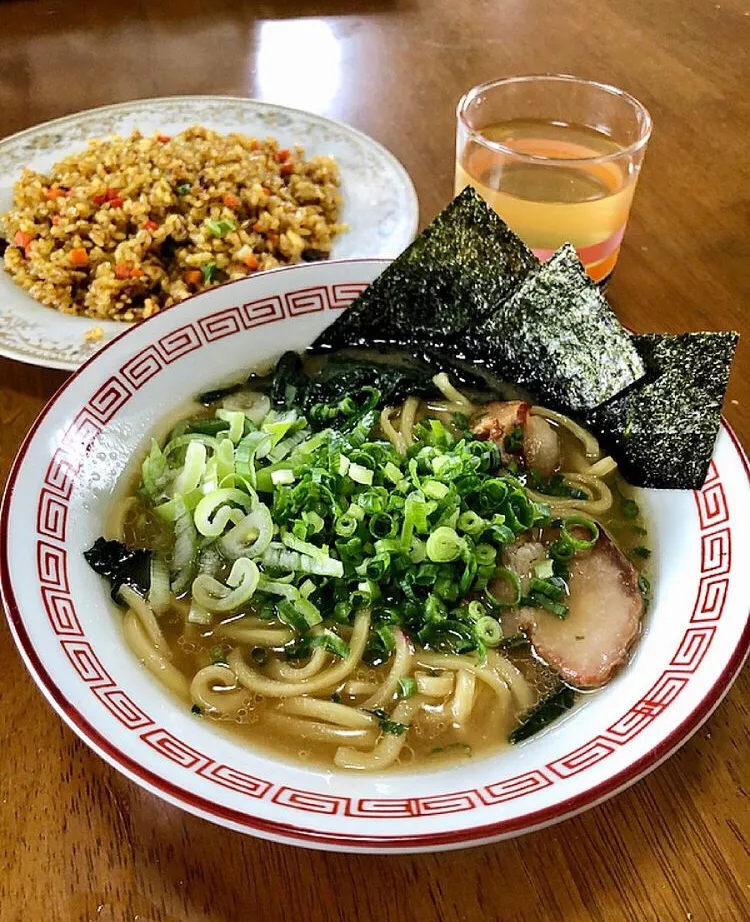 Snapdishの料理写真:🍜自作朝ラー半ちゃんドライカレーセット|ガク魁‼︎男飯さん