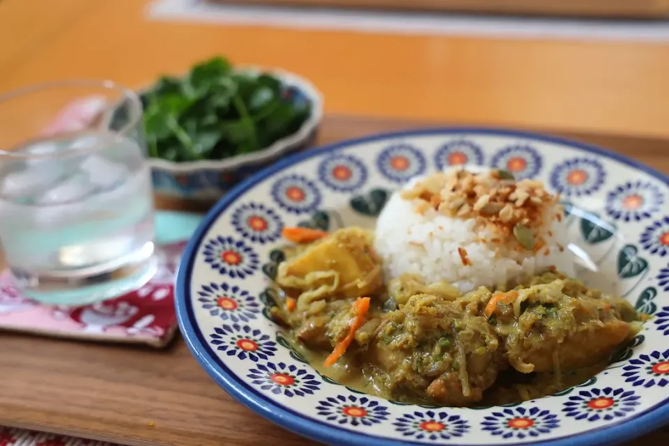 てつやさんの料理 神田「味坊」のパクチーサラダ❤️|ちびめがさん