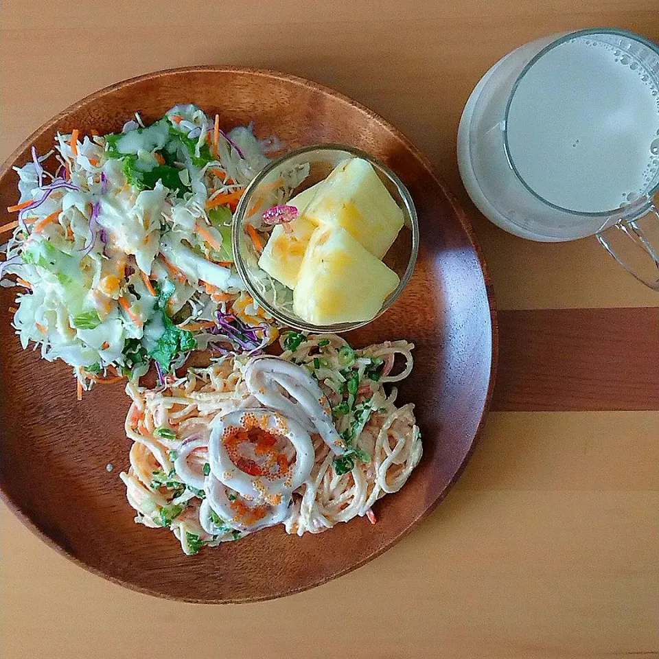 Snapdishの料理写真:ランチプレート(イカとタラコの冷製パスタ)|noooさん