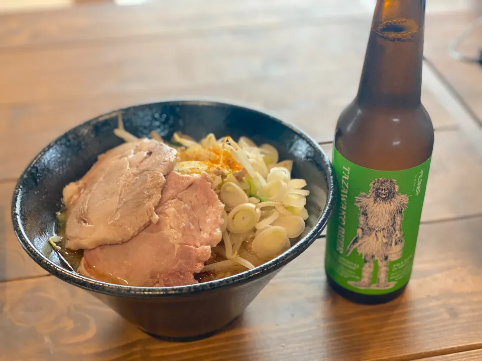 Snapdishの料理写真:ジャケ買いの『田沢湖ビール ピルスナー』|たつやん。さん