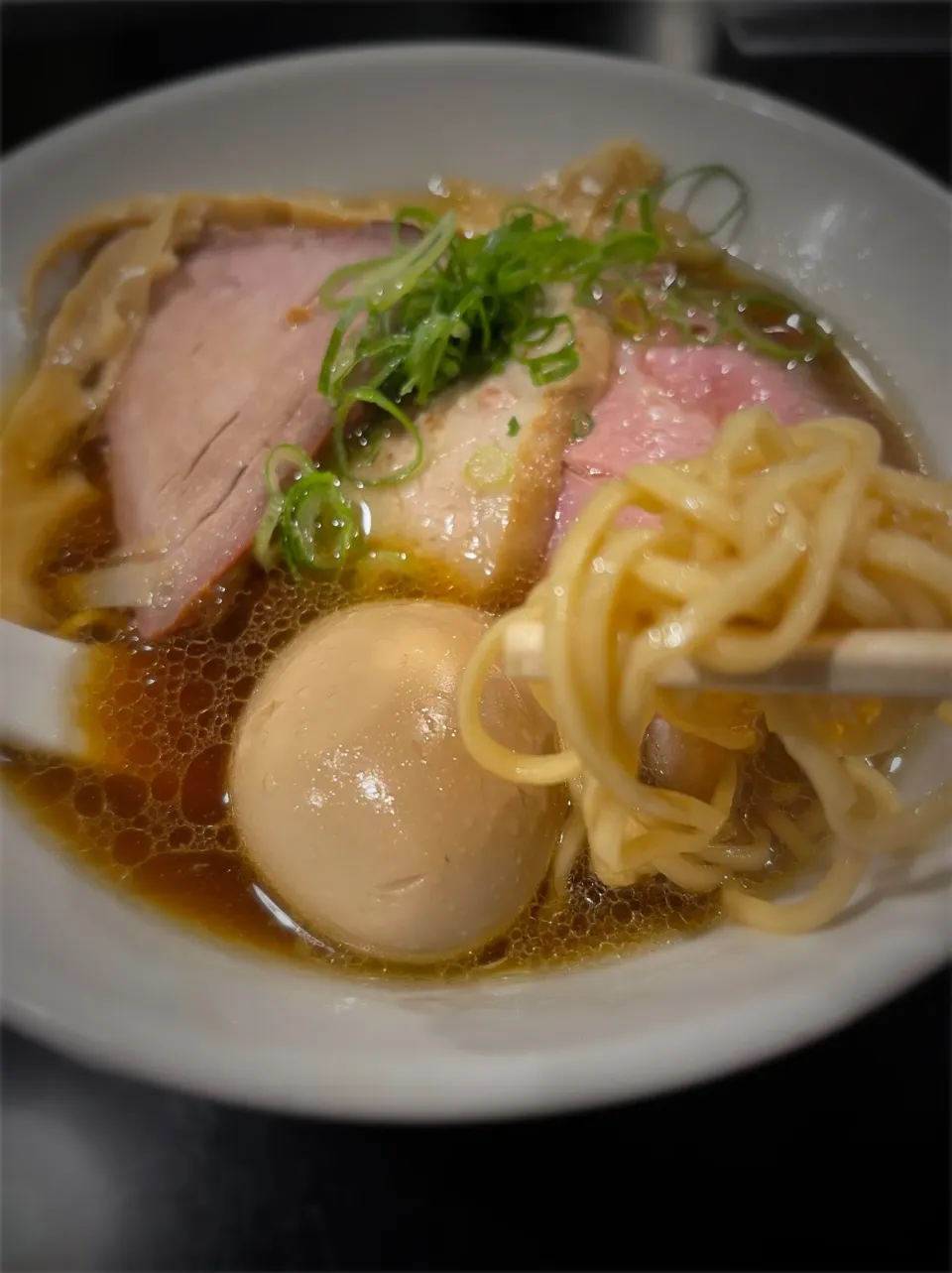 Snapdishの料理写真:特製醤油ラーメン　柏アケビ|Noriyuki Saitoさん