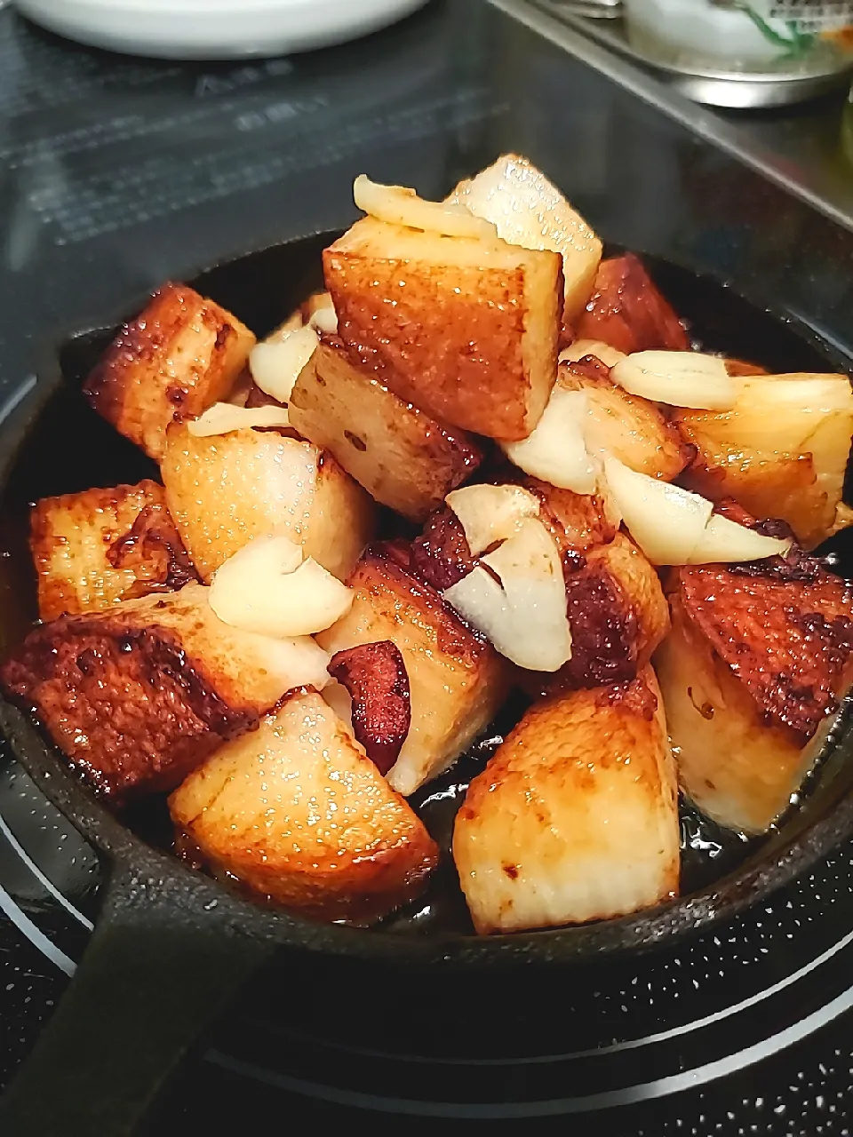 長いもの
ガーリックサイコロステーキ
コウケンテツさんレシピ|みるくここあさん