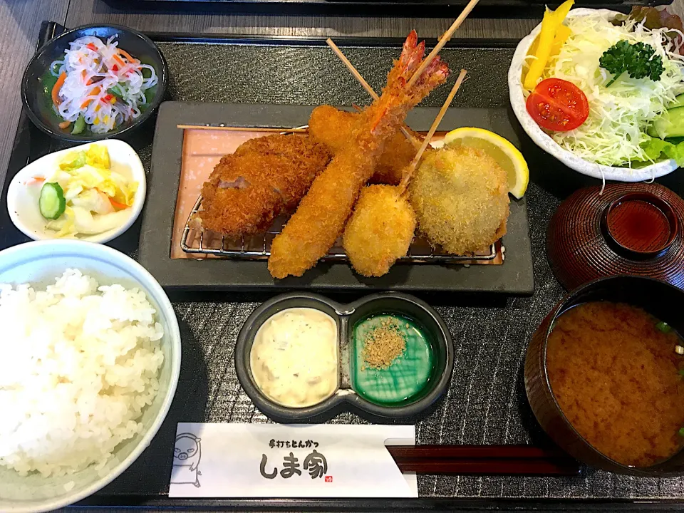 Snapdishの料理写真:串カツ定食|(*^^*)さん