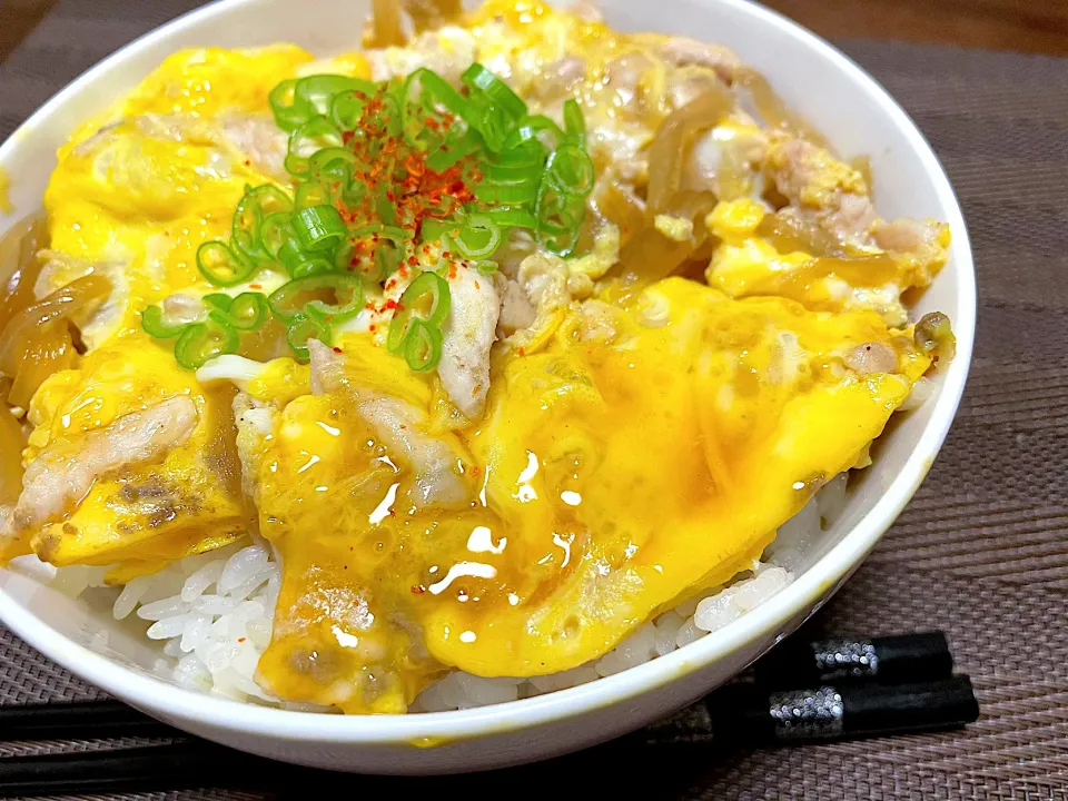 男のふわとろ♡親子丼！|ワタルキャンプさん