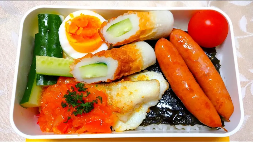 Snapdishの料理写真:5/17のお弁当🍱
海苔弁当|卯月さん