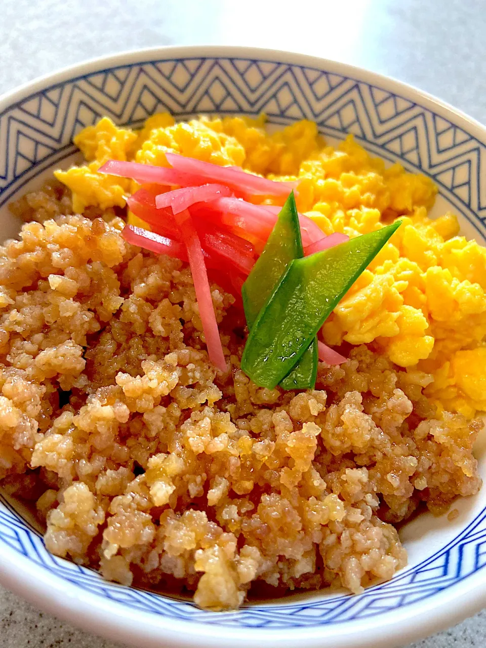 鶏そぼろ丼✨|てんてんさん