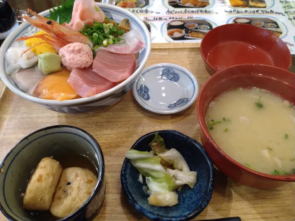 Snapdishの料理写真:海鮮丼！|IG88さん